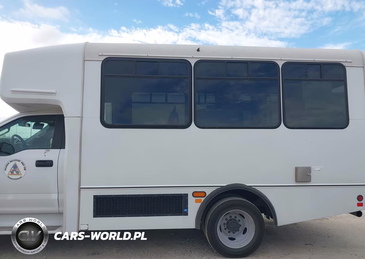 2017 Ford F-450 Chassis Xl VIN:1FDAF4GY2HEE59269 - 17