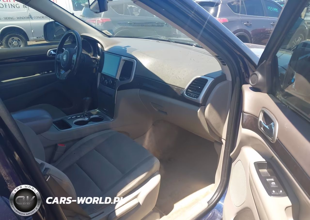 2012 Jeep Grand Cherokee Laredo VIN:1C4RJFAG9CC170962 - 5