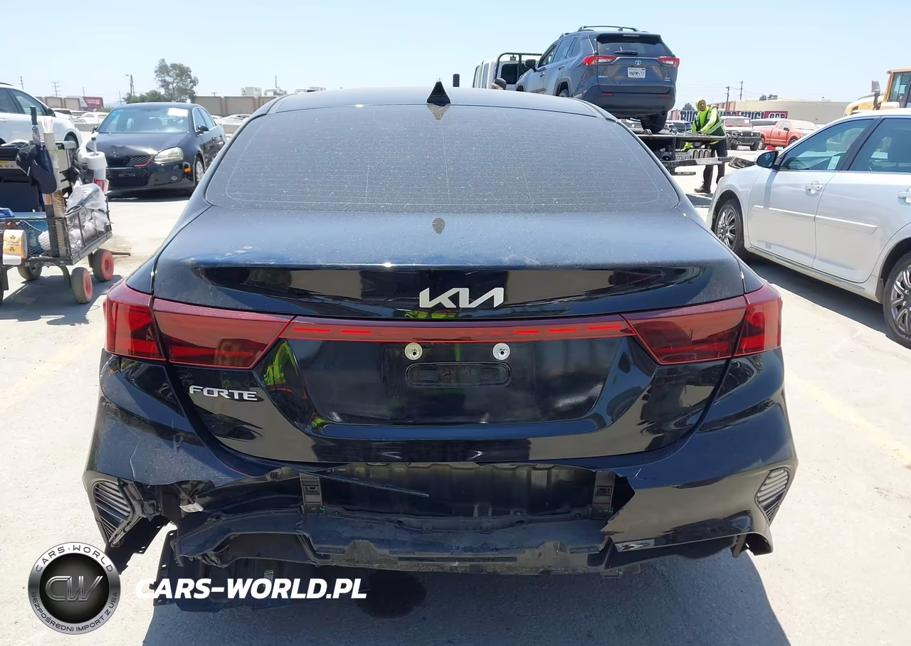 2023 Kia Forte Lxs VIN:3KPF24AD0PE570661 - 16