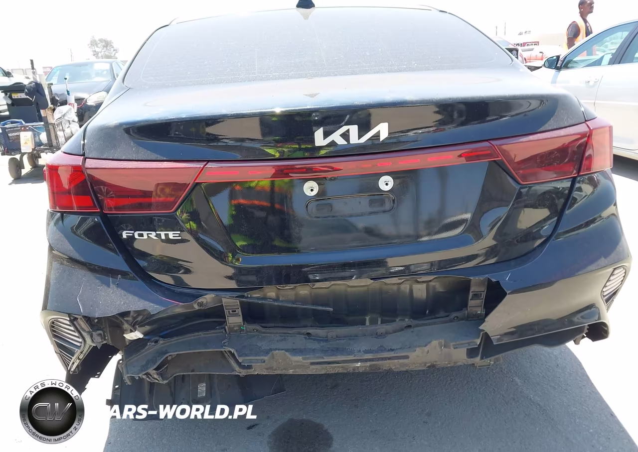 2023 Kia Forte Lxs VIN:3KPF24AD0PE570661 - 6
