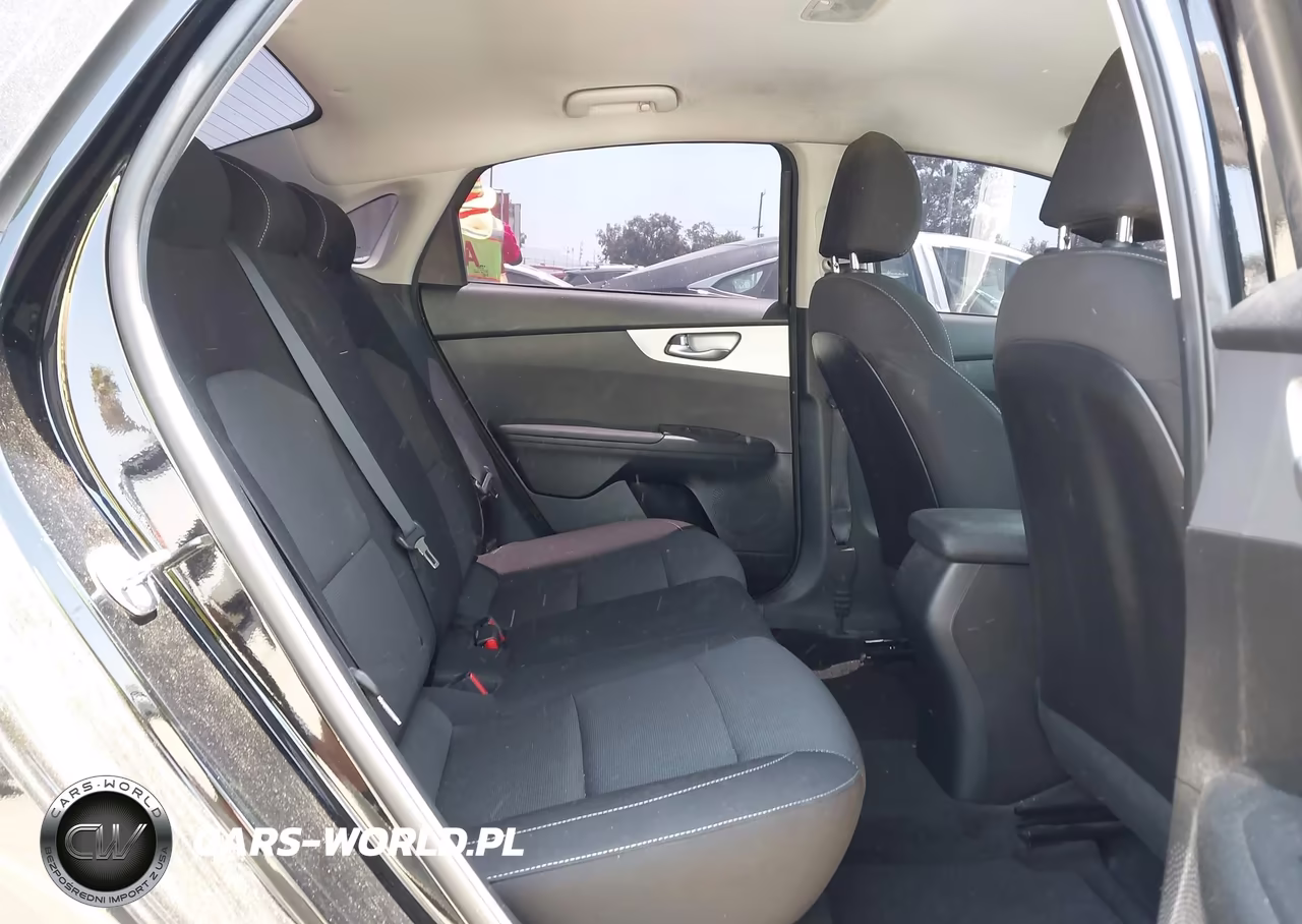 2023 Kia Forte Lxs VIN:3KPF24AD0PE570661 - 8