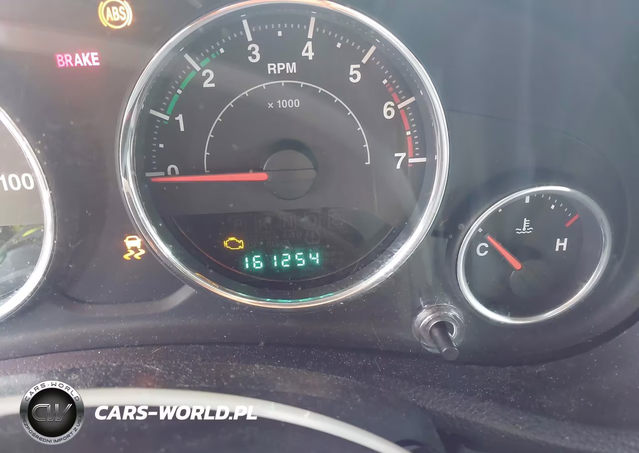 2011 Jeep Wrangler Unlimited Sport VIN:1J4BA3H14BL532206 - 7