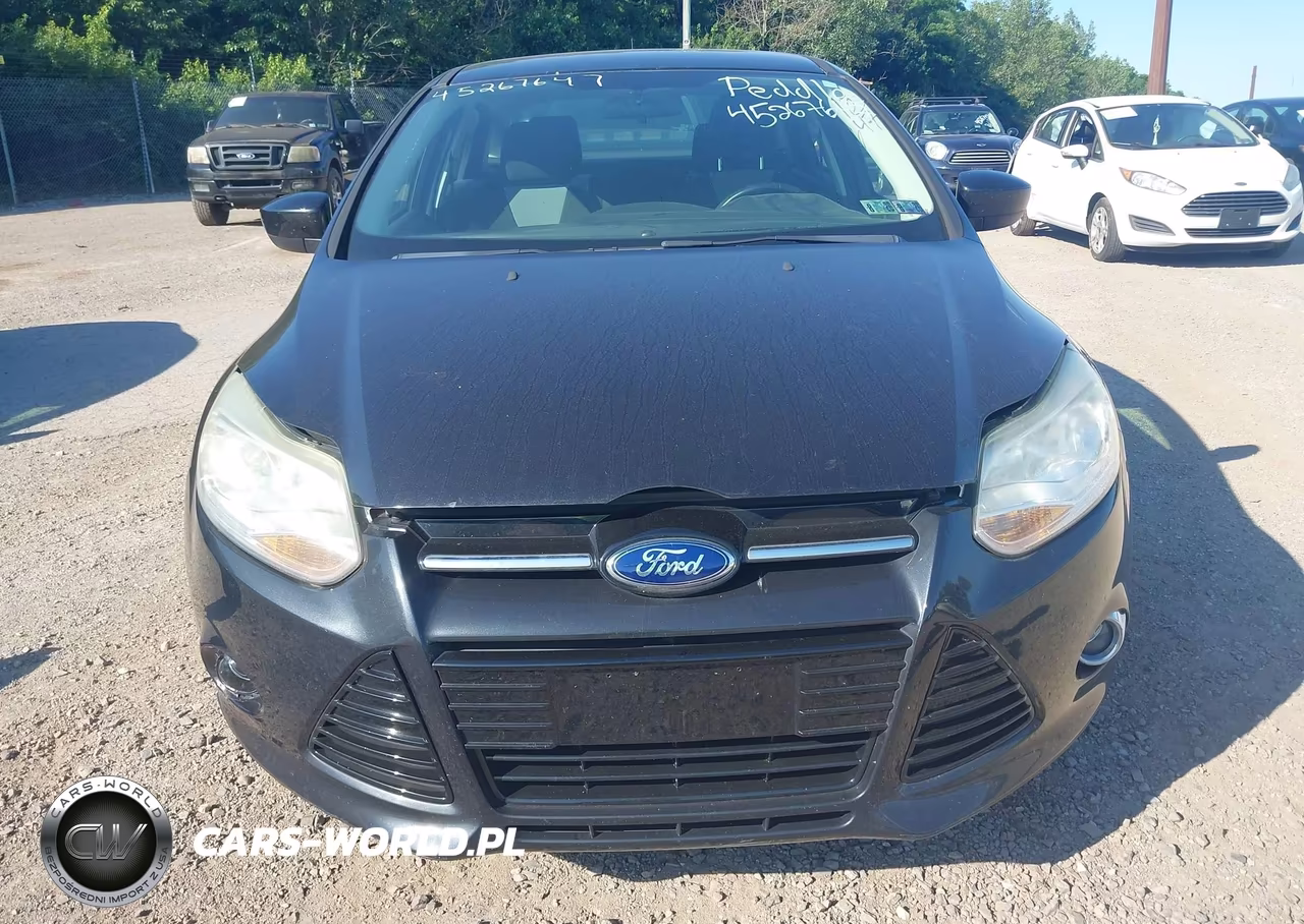 2012 Ford Focus Se VIN:1FAHP3F25CL412917 - 6