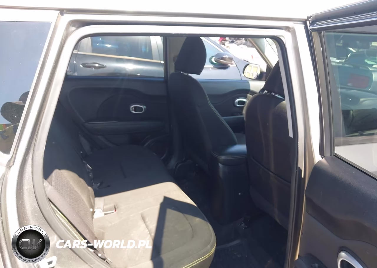 2014 Kia Soul + VIN:KNDJP3A51E7018775 - 8