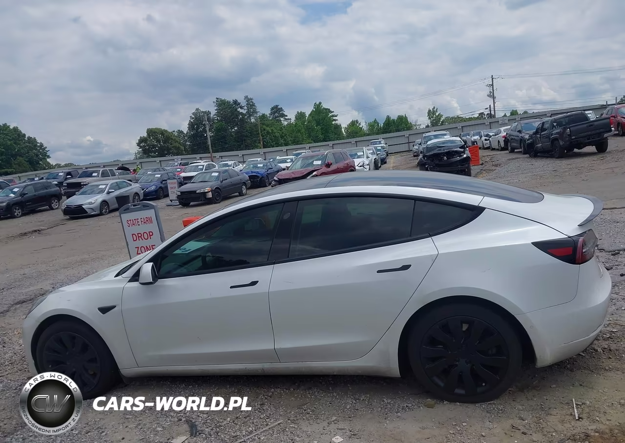 2021 Tesla Model 3 Standard Range Plus Rear-Wheel Drive VIN:5YJ3E1EA5MF955518 - 14