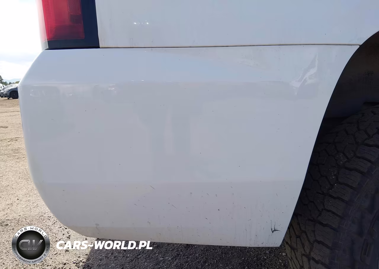 2019 Chevrolet Tahoe Ls VIN:1GNSKAEC2KR101090 - 12