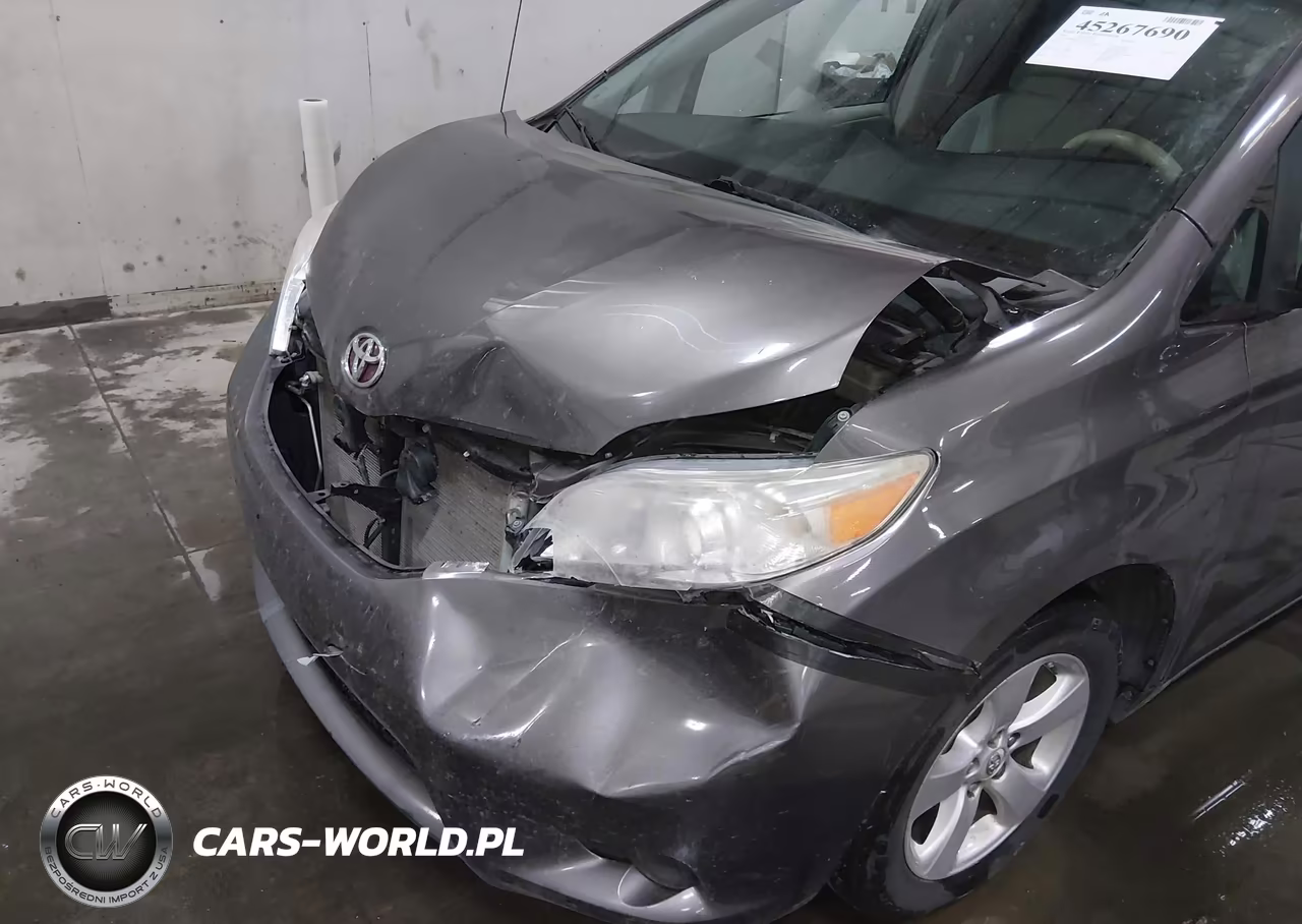 2012 Toyota Sienna Le V6 8 Passenger VIN:5TDKK3DC1CS221925 - 17