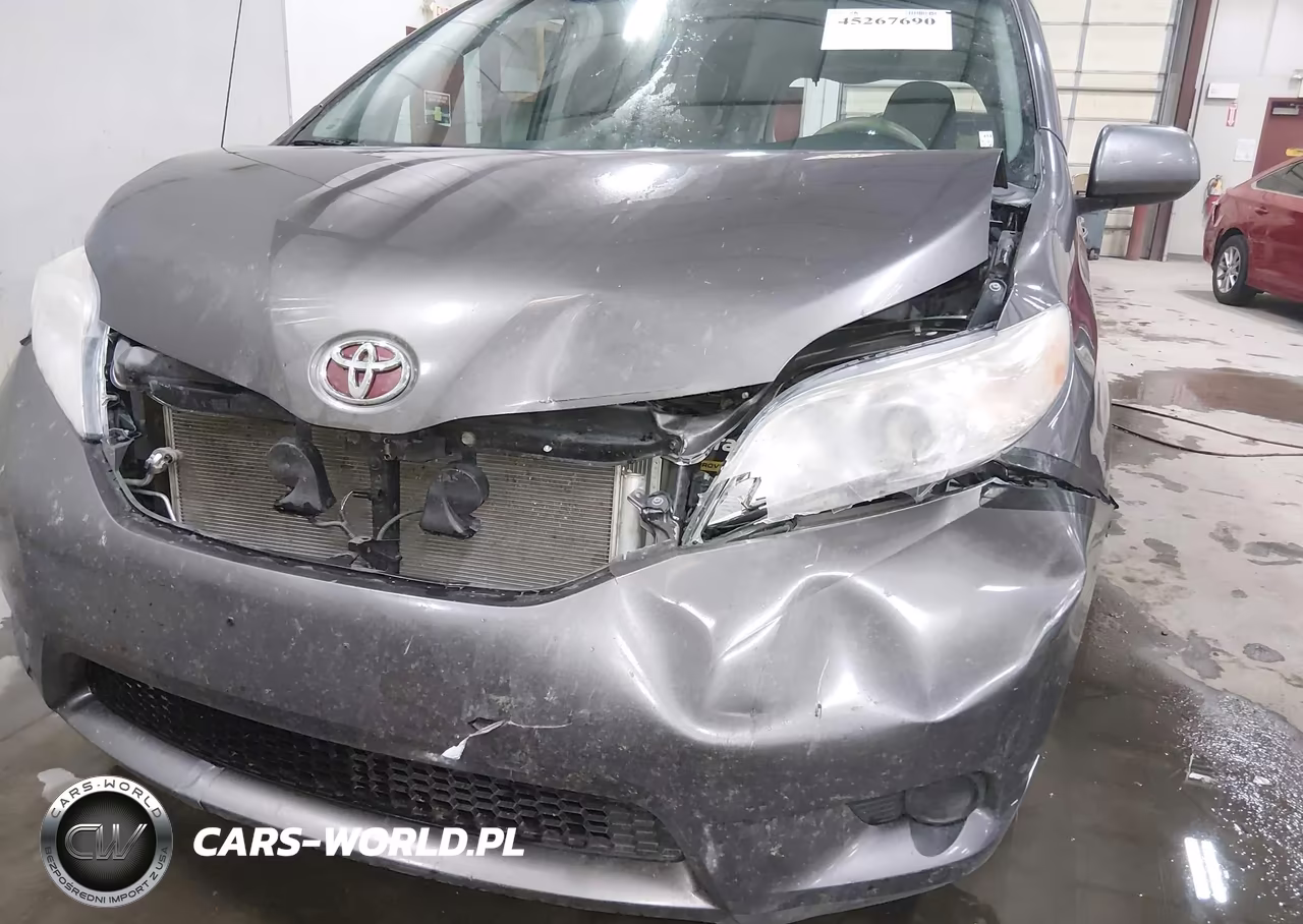 2012 Toyota Sienna Le V6 8 Passenger VIN:5TDKK3DC1CS221925 - 6