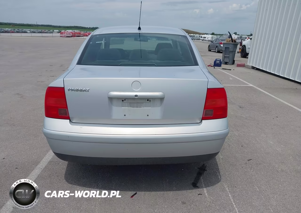 1999 Volkswagen Passat Gls VIN:WVWMA63B1XE424685 - 16
