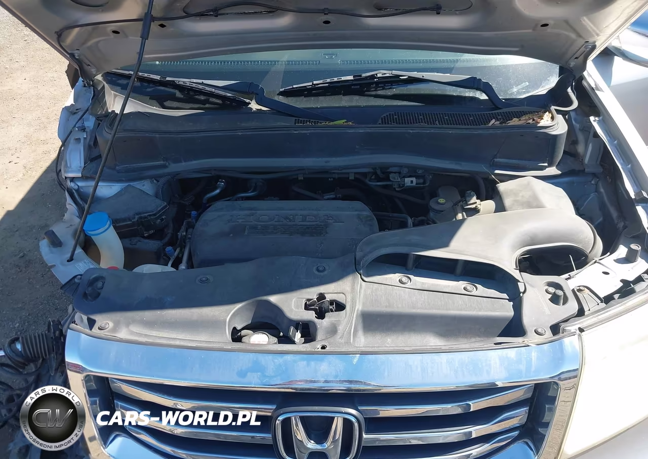 2015 Honda Pilot Touring VIN:5FNYF4H93FB051207 - 10