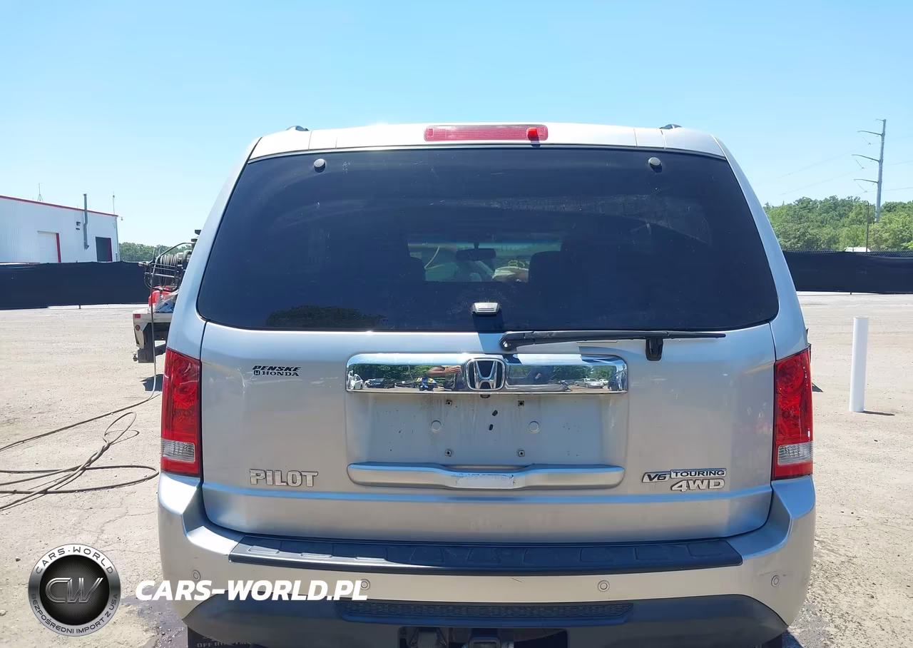 2015 Honda Pilot Touring VIN:5FNYF4H93FB051207 - 17