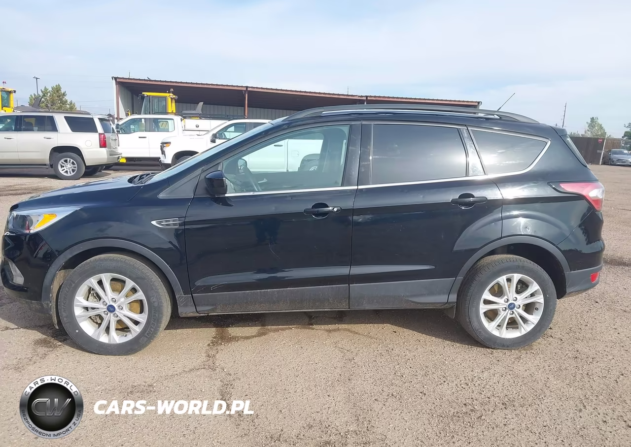 2018 Ford Escape Se VIN:1FMCU9GD5JUD08852 - 15
