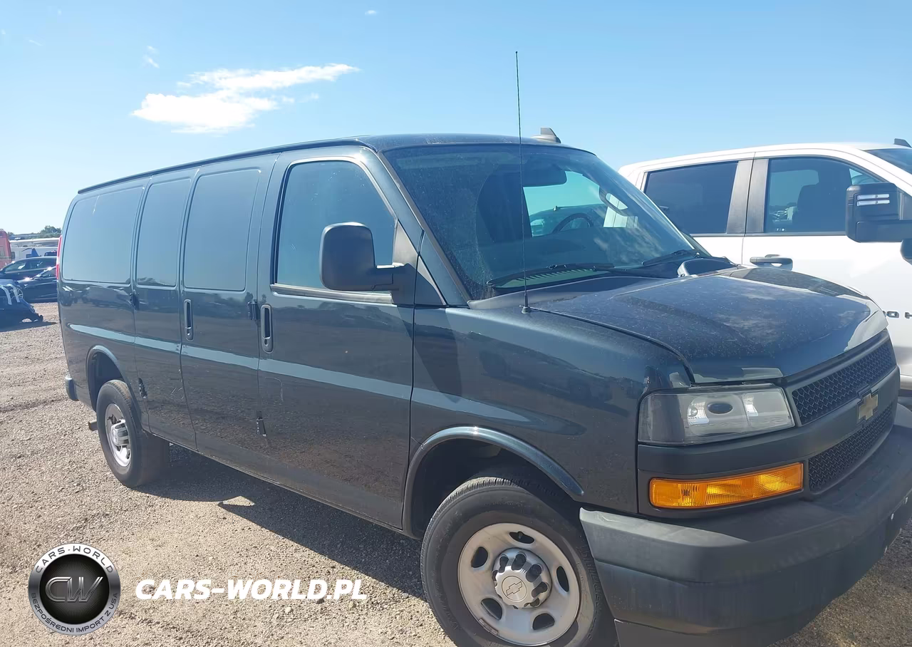 2018 Chevrolet Express 2500 Work Van VIN:1GCWGAFG1J1241660 - 13