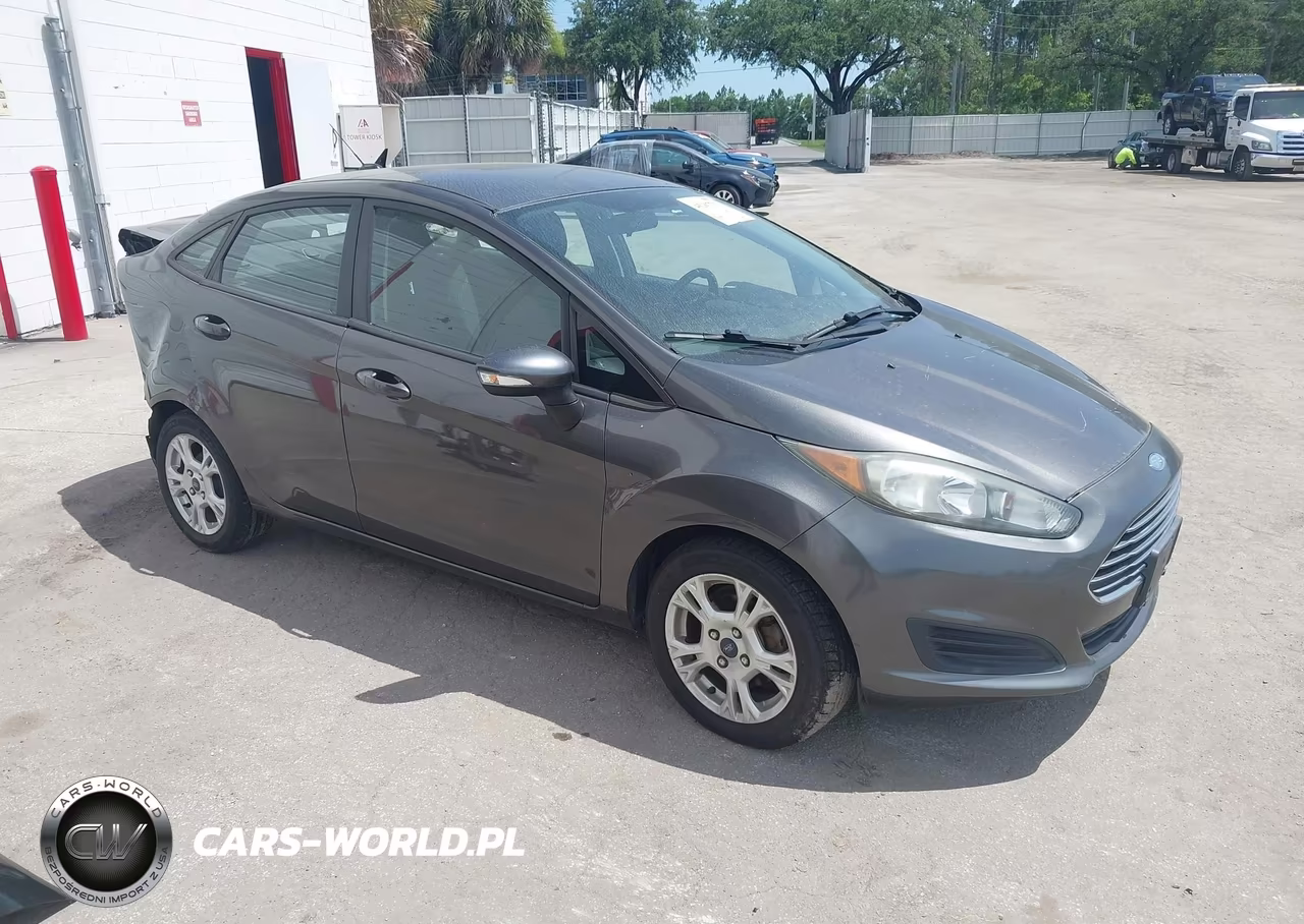 2015 Ford Fiesta Se – zdjęcie 1 z 17