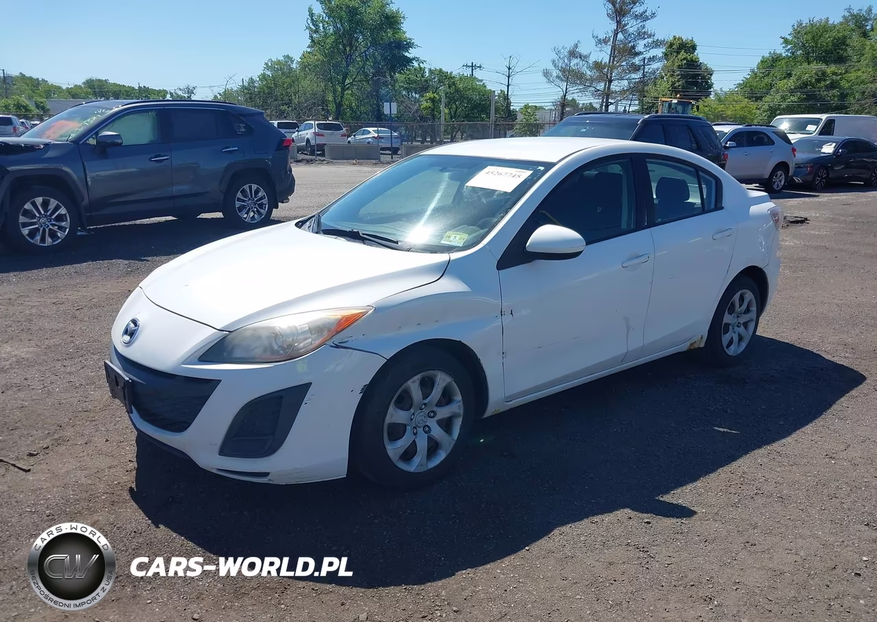 2011 Mazda Mazda3 I Sport VIN:JM1BL1UG0B1382573 - 2