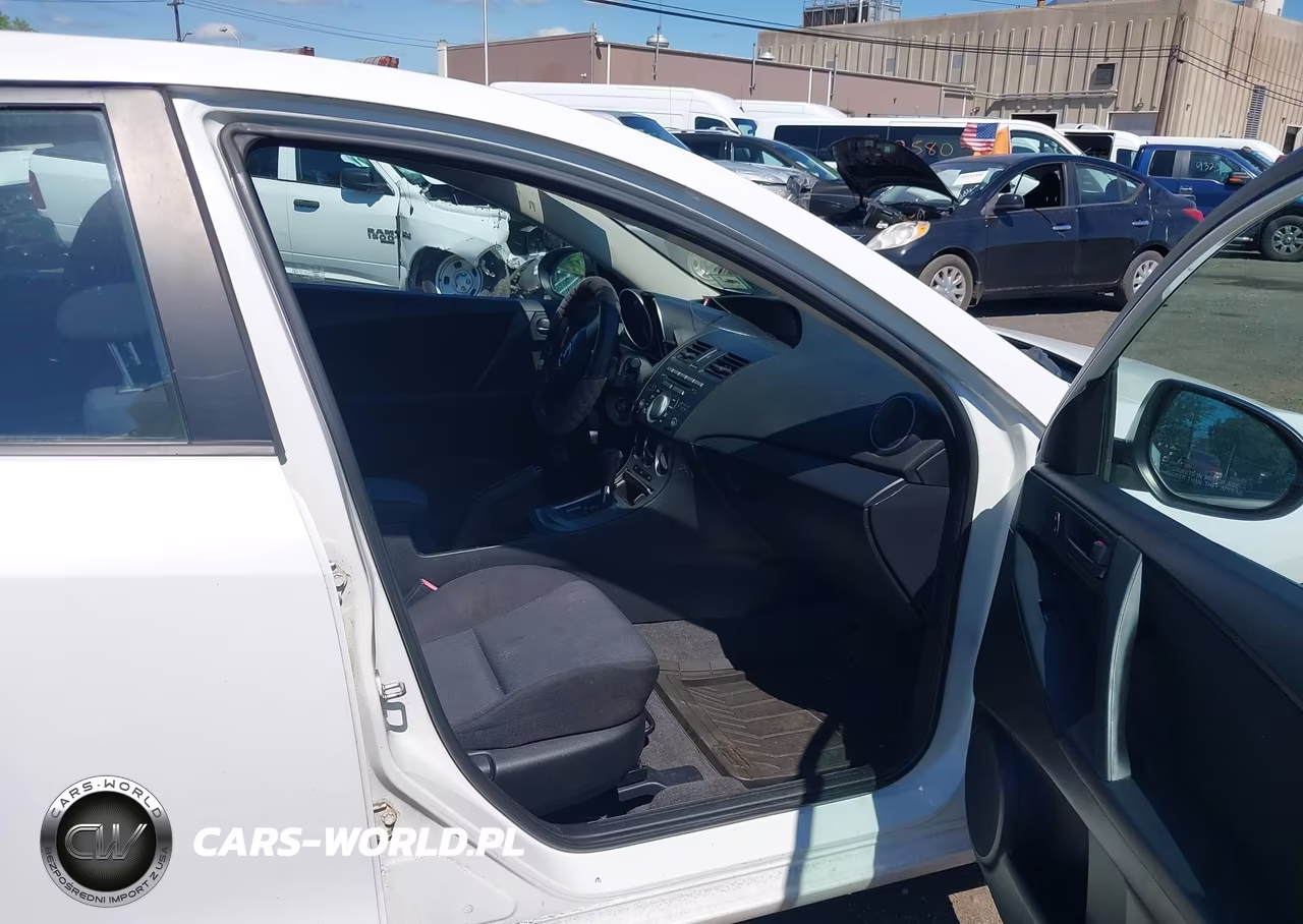 2011 Mazda Mazda3 I Sport VIN:JM1BL1UG0B1382573 - 5
