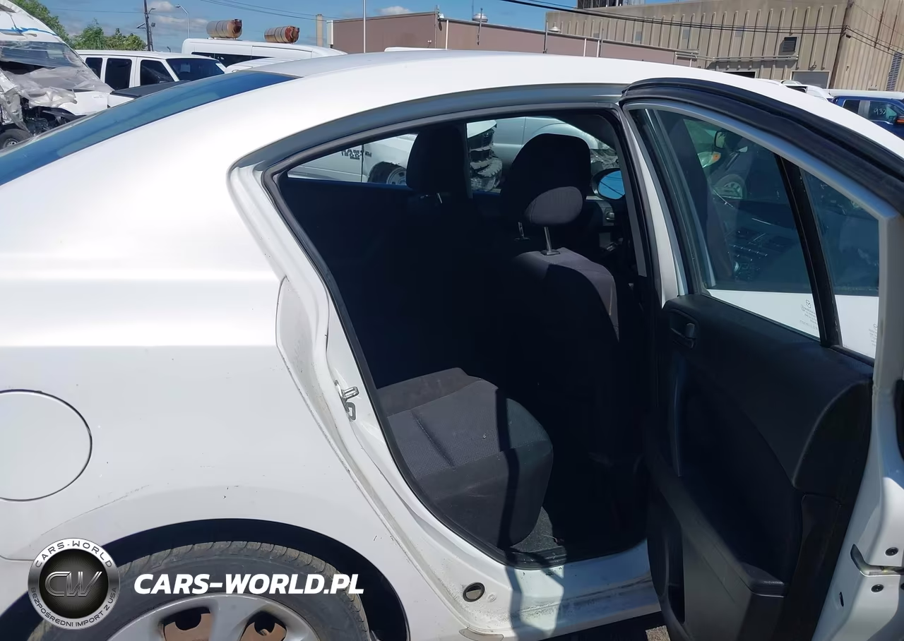 2011 Mazda Mazda3 I Sport VIN:JM1BL1UG0B1382573 - 8