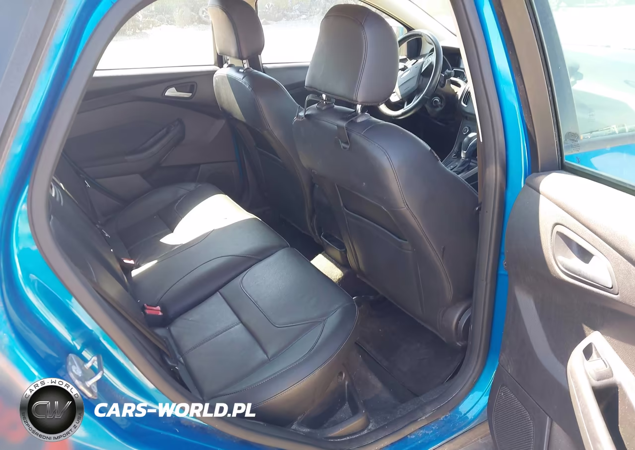 2015 Ford Focus Se VIN:1FADP3F23FL304010 - 8