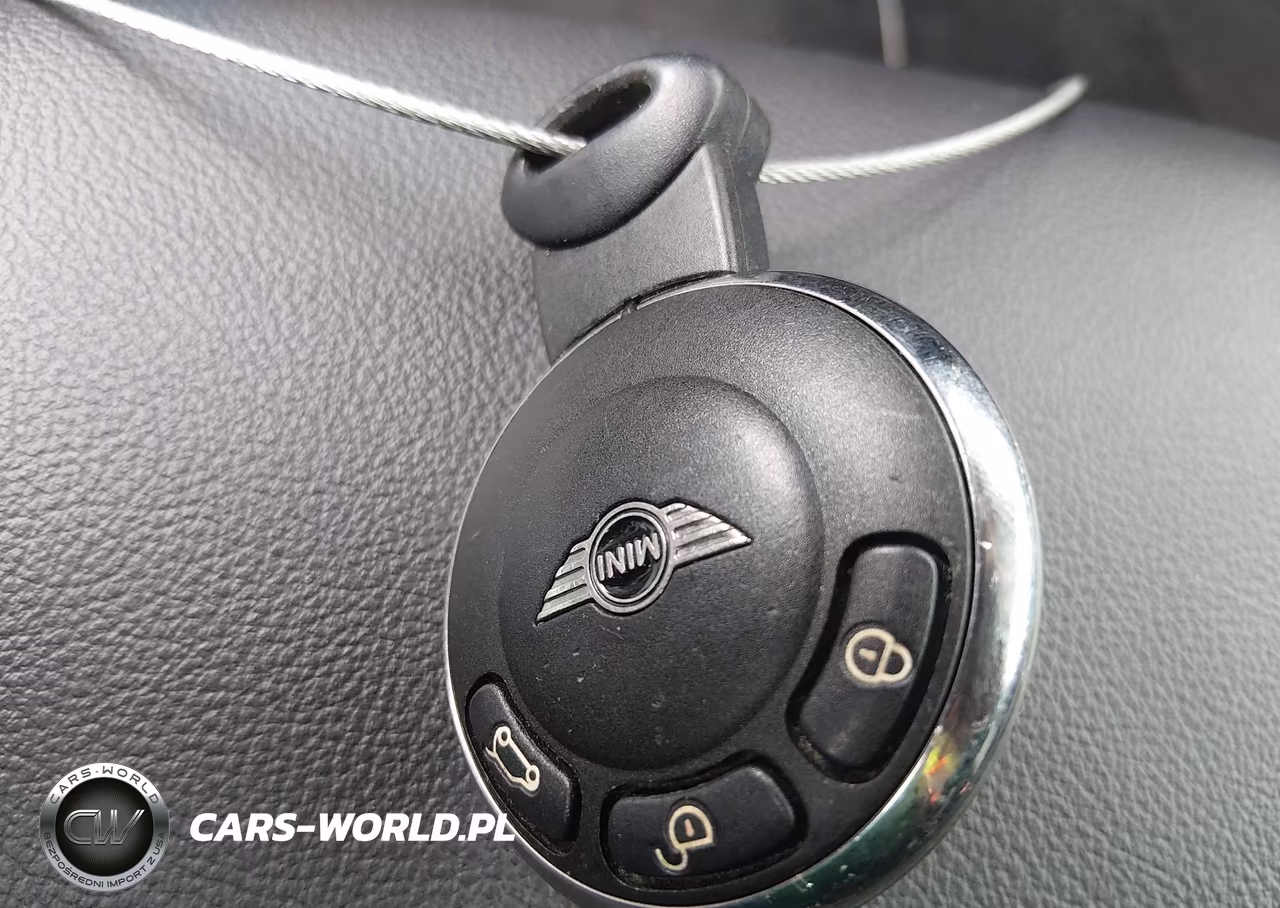 2011 Mini Cooper VIN:WMWSU3C54BT251043 - 11