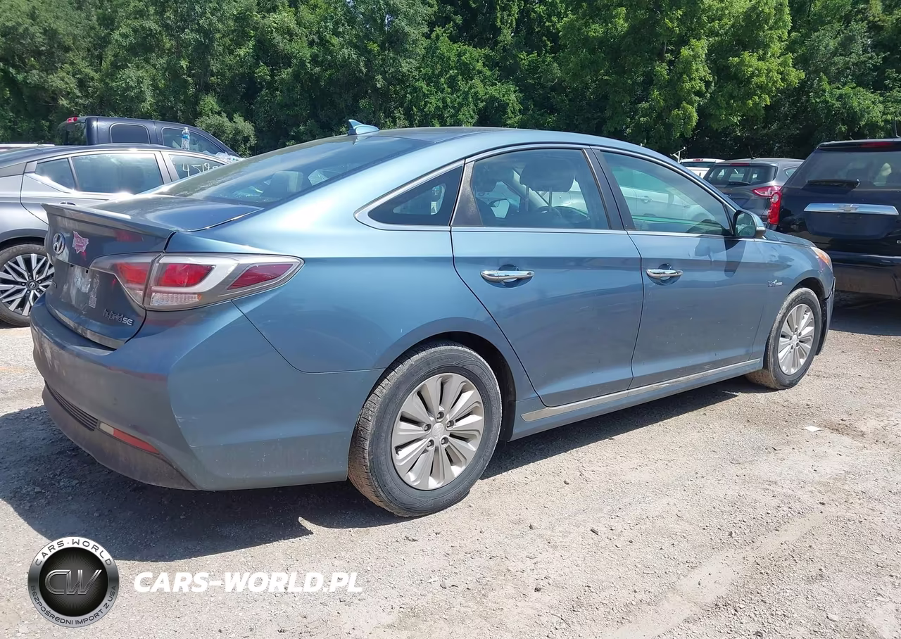 2016 Hyundai Sonata Hybrid Se VIN:KMHE24L19GA011039 - 4
