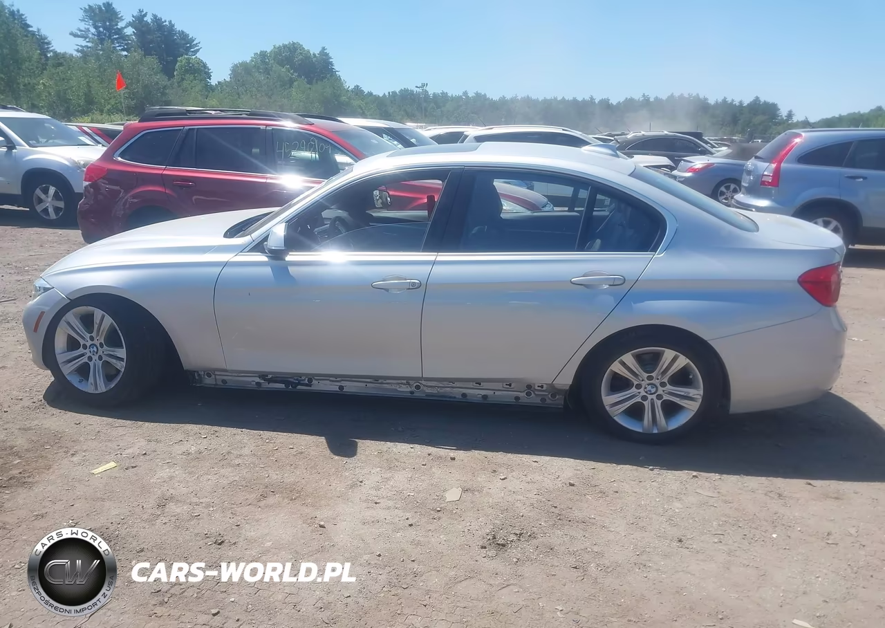 2017 BMW 330I xDrive VIN:WBA8D9G5XHNU59495 - 14