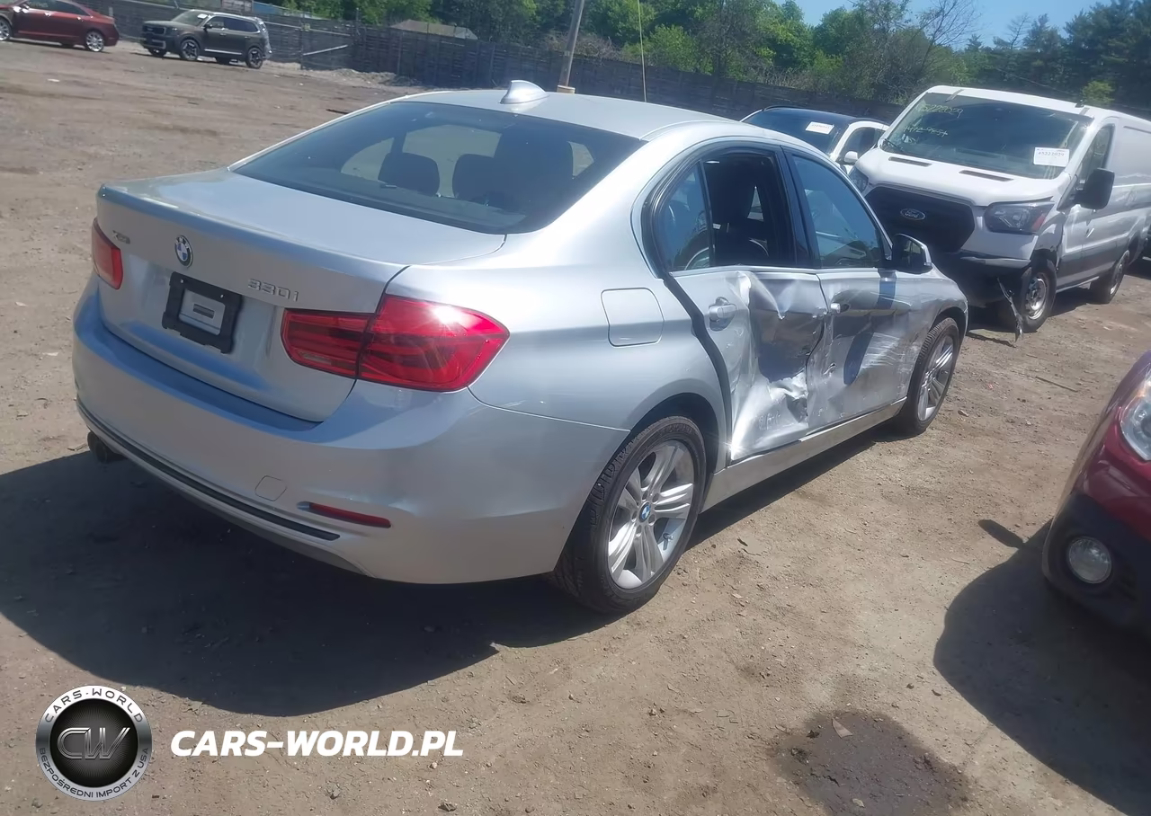 2017 BMW 330I xDrive VIN:WBA8D9G5XHNU59495 - 4
