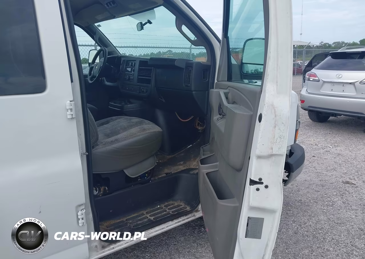 2016 Chevrolet Express 3500 Lt VIN:1GAZGPFG5G1293097 - 5
