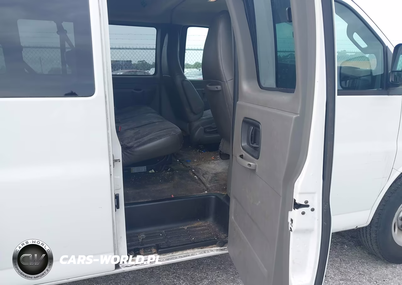 2016 Chevrolet Express 3500 Lt VIN:1GAZGPFG5G1293097 - 8