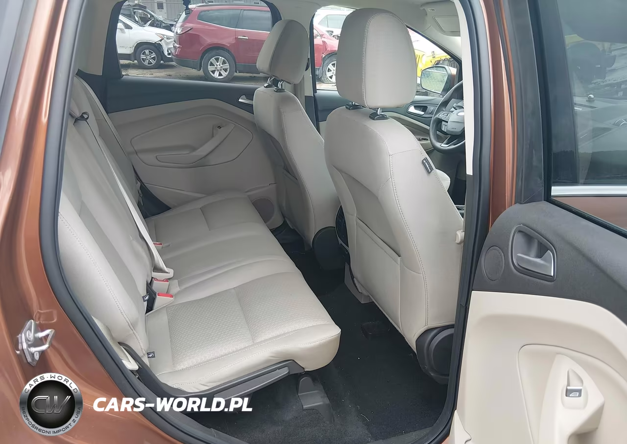 2017 Ford Escape Se VIN:1FMCU9G91HUD30367 - 8