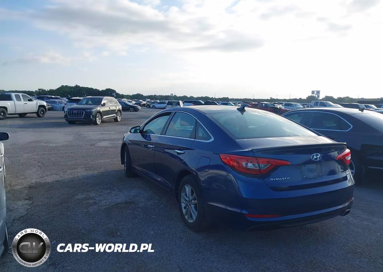 2015 Hyundai Sonata Eco VIN:5NPE24AA0FH125204 - 3
