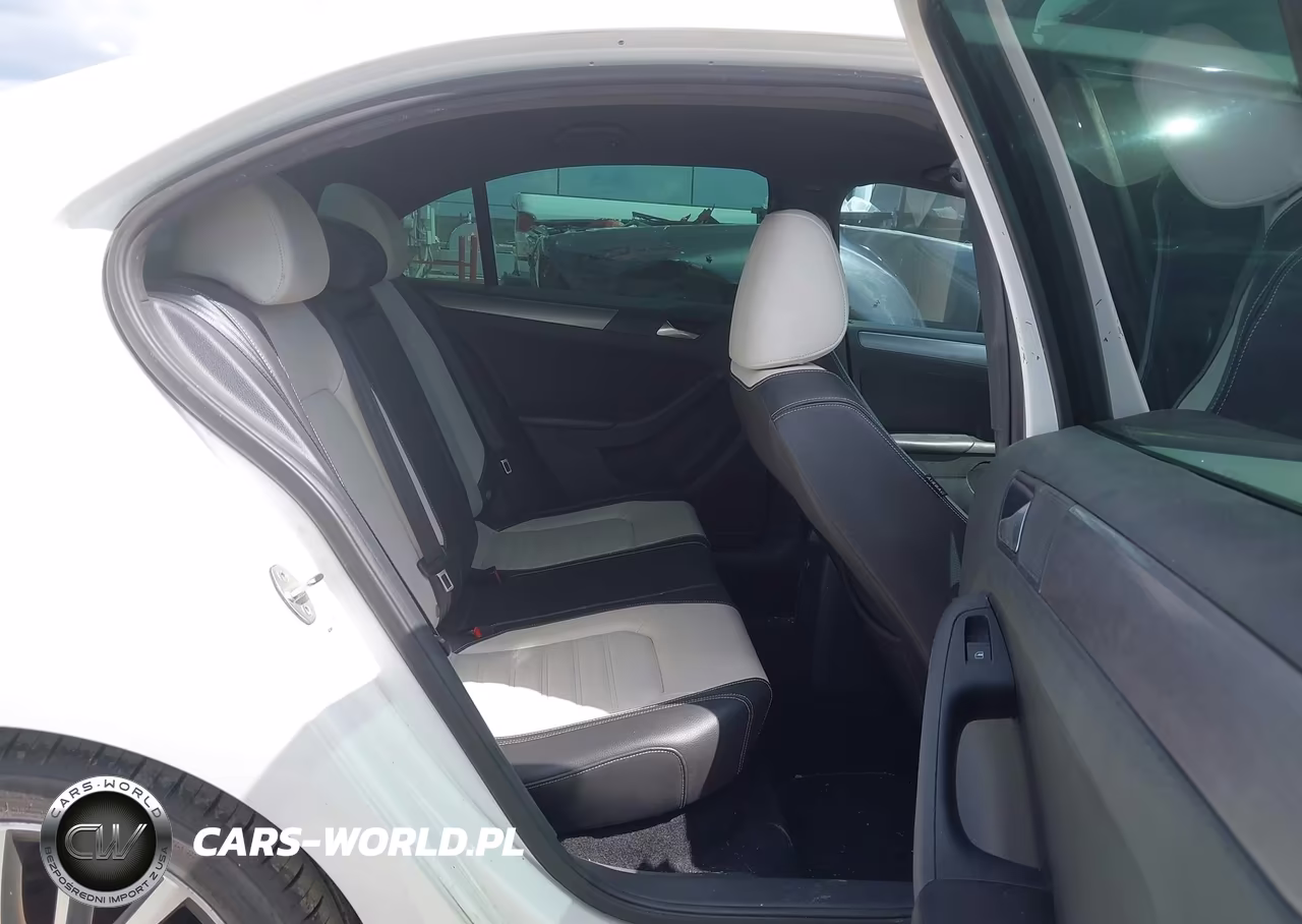 2016 Volkswagen Jetta 1.8T Sport VIN:3VWD17AJ9GM370544 - 8