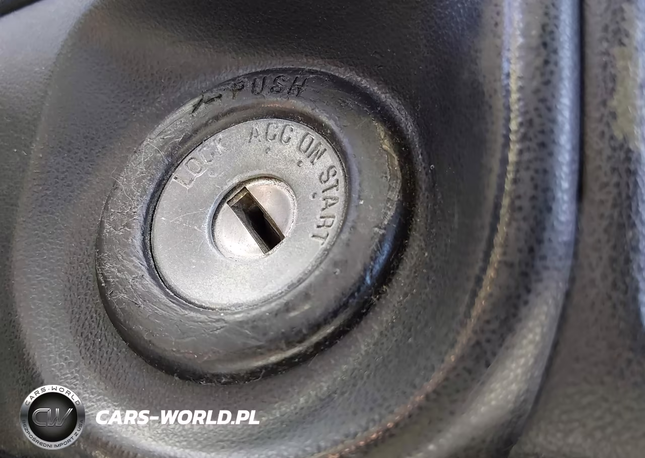 1992 Toyota Pickup 1-2 Ton Short Whlbase Stb VIN:4TARN81A7NZ021912 - 13