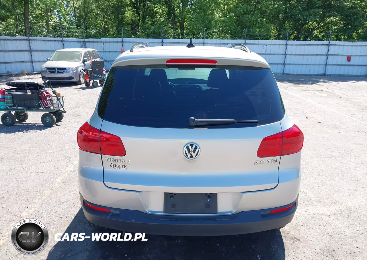 2015 Volkswagen Tiguan Se VIN:WVGAV7AX4FW563743 - 16
