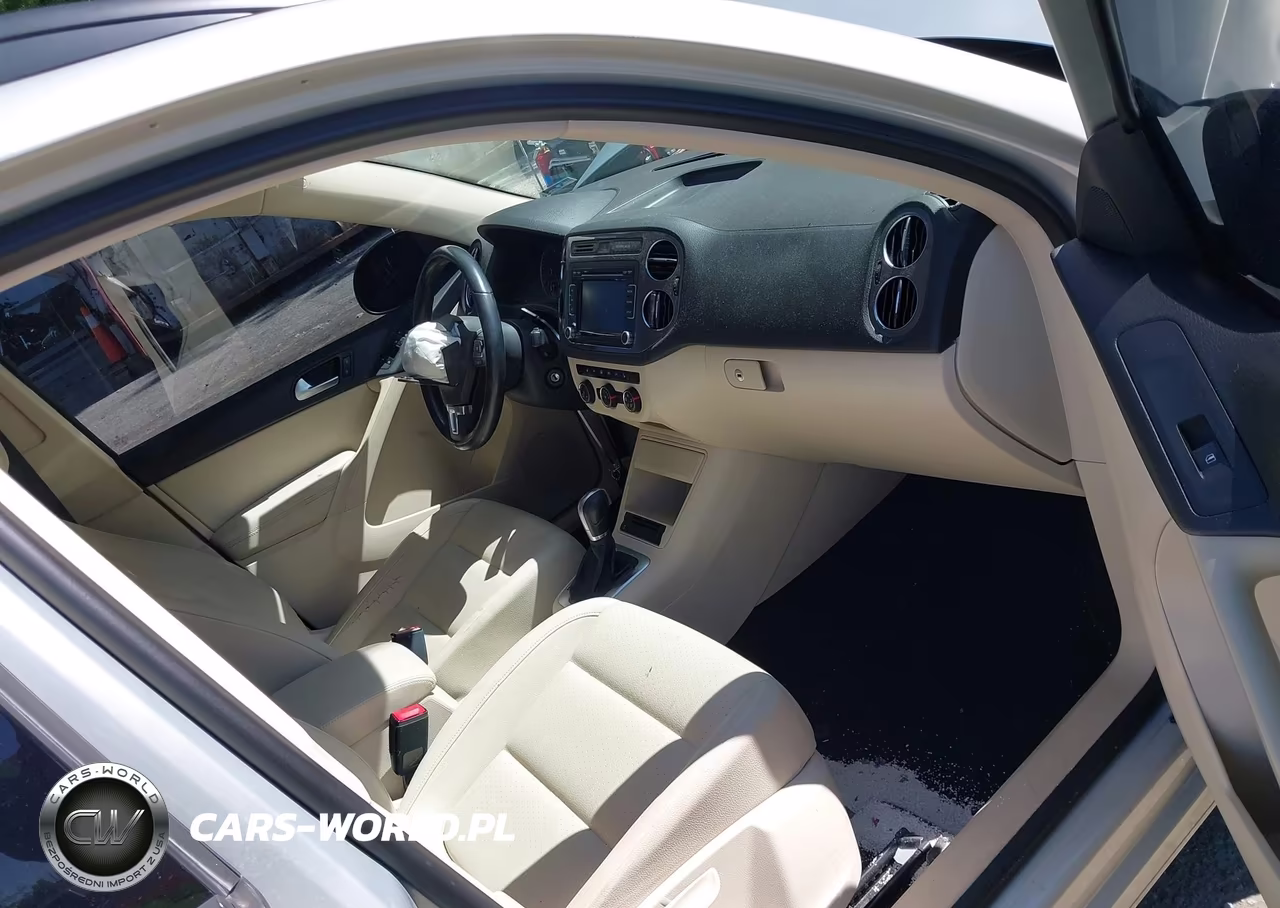 2015 Volkswagen Tiguan Se VIN:WVGAV7AX4FW563743 - 5