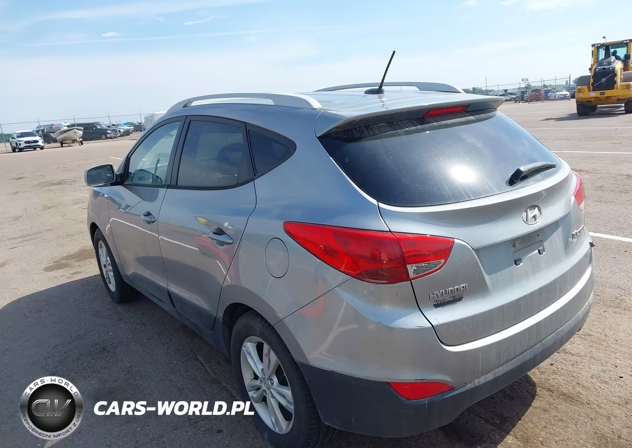 2010 Hyundai Tucson Gls VIN:KM8JU3AC0AU056867 - 3