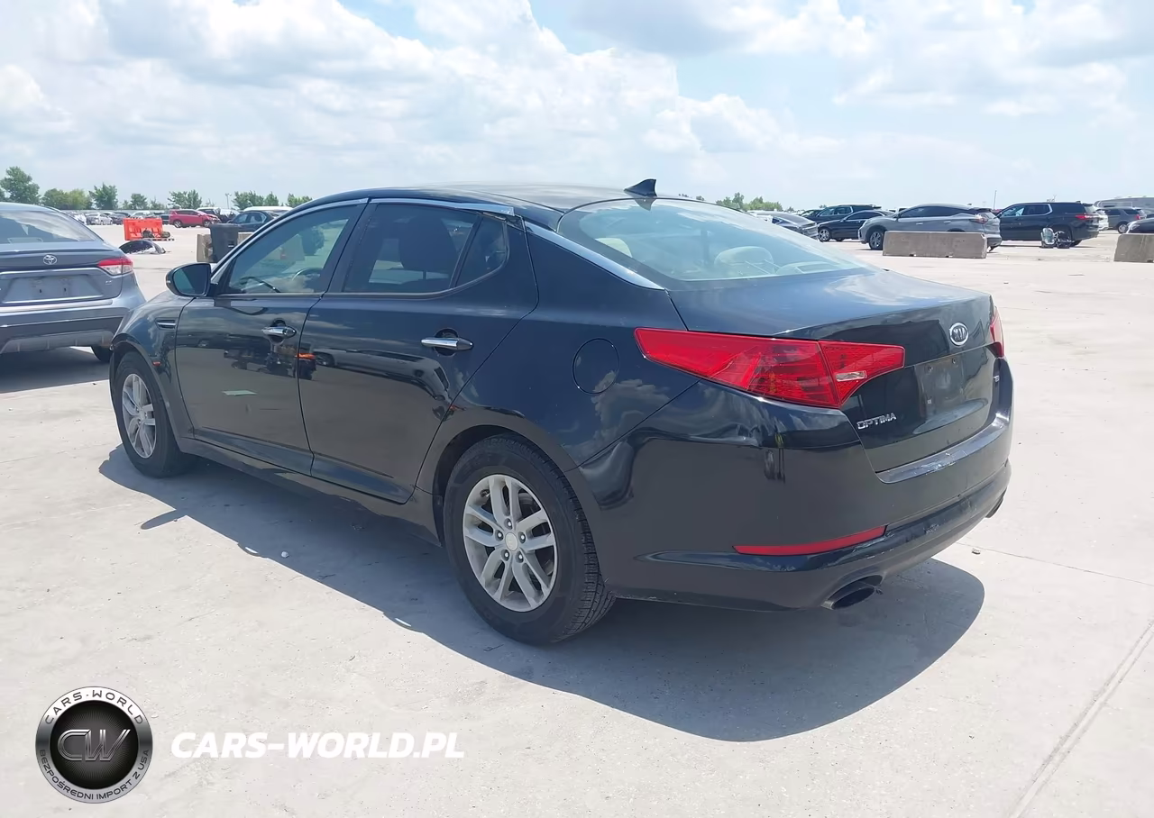 2012 Kia Optima Lx VIN:5XXGM4A75CG055049 - 3