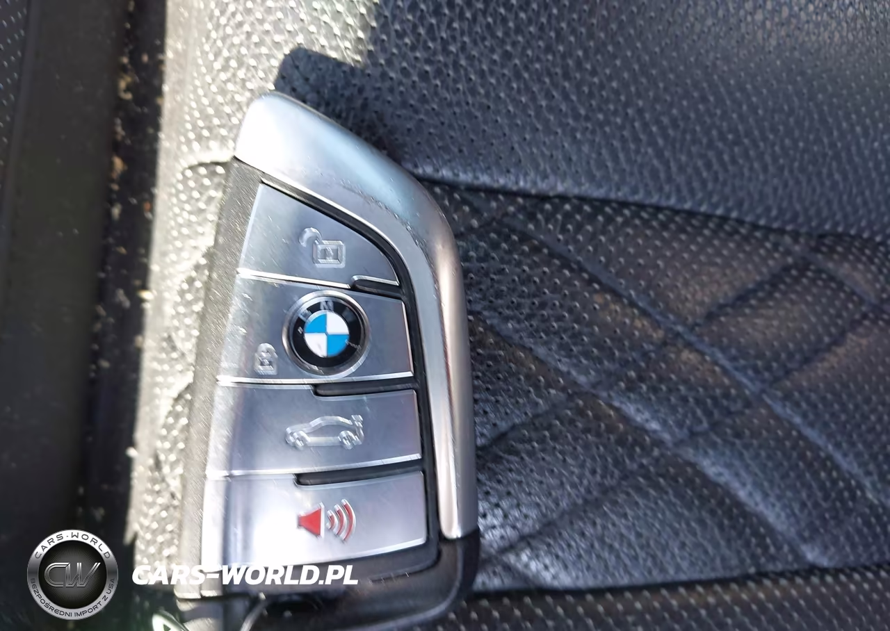 2018 BMW M550I xDrive VIN:WBAJB9C50JB049549 - 11