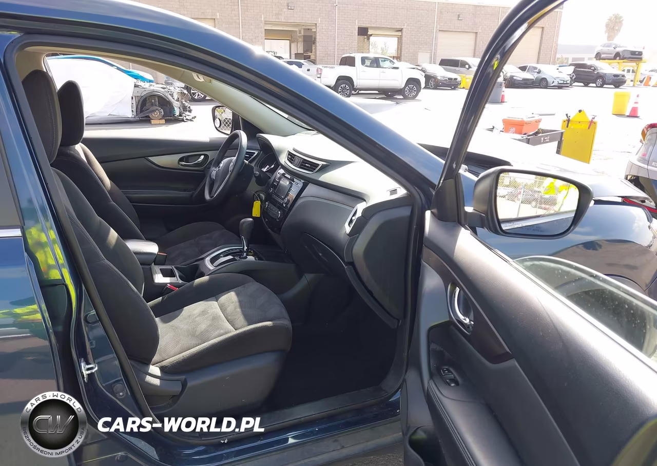 2015 Nissan Rogue S VIN:KNMAT2MV9FP564355 - 5
