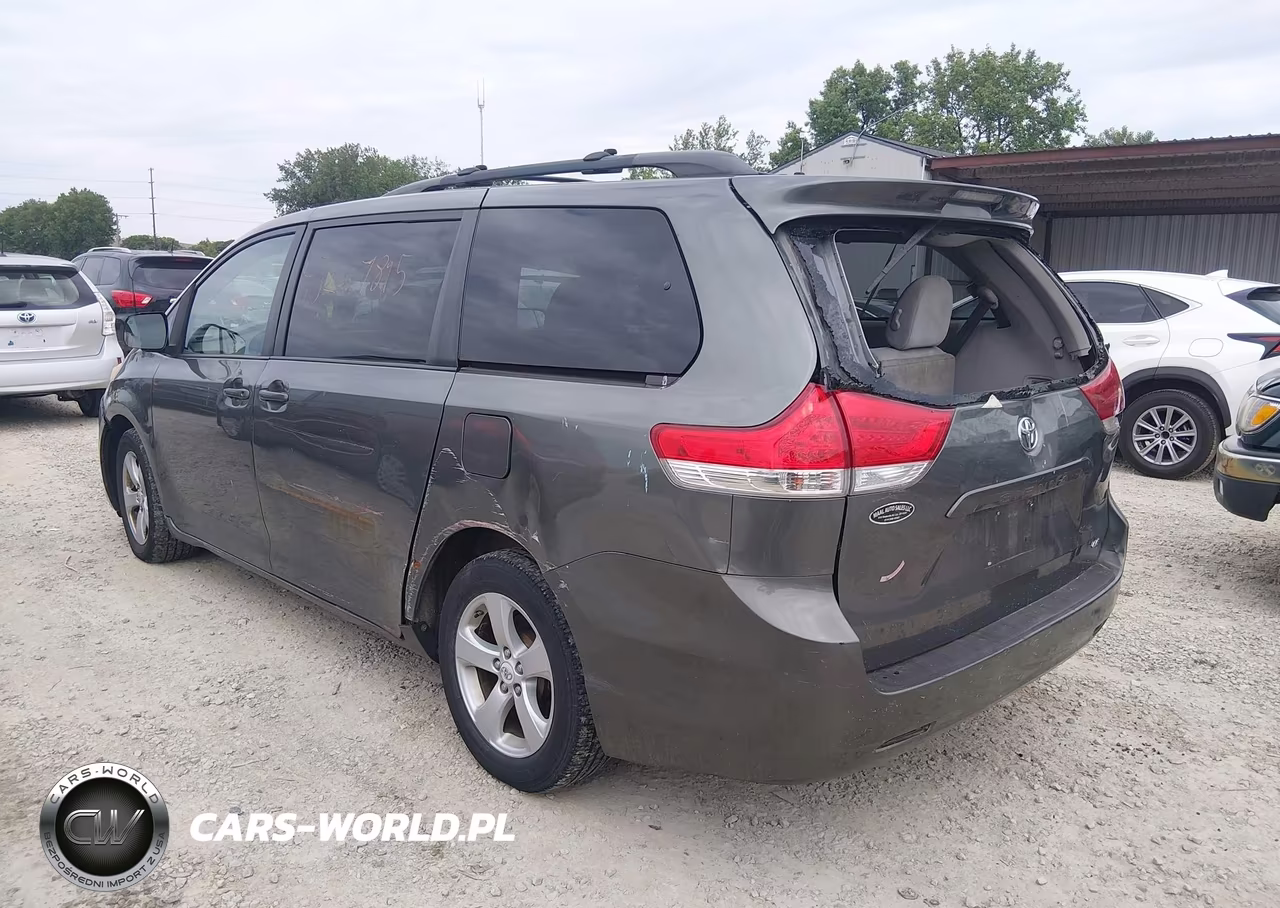 2012 Toyota Sienna Le V6 8 Passenger VIN:5TDKK3DC0CS248212 - 3