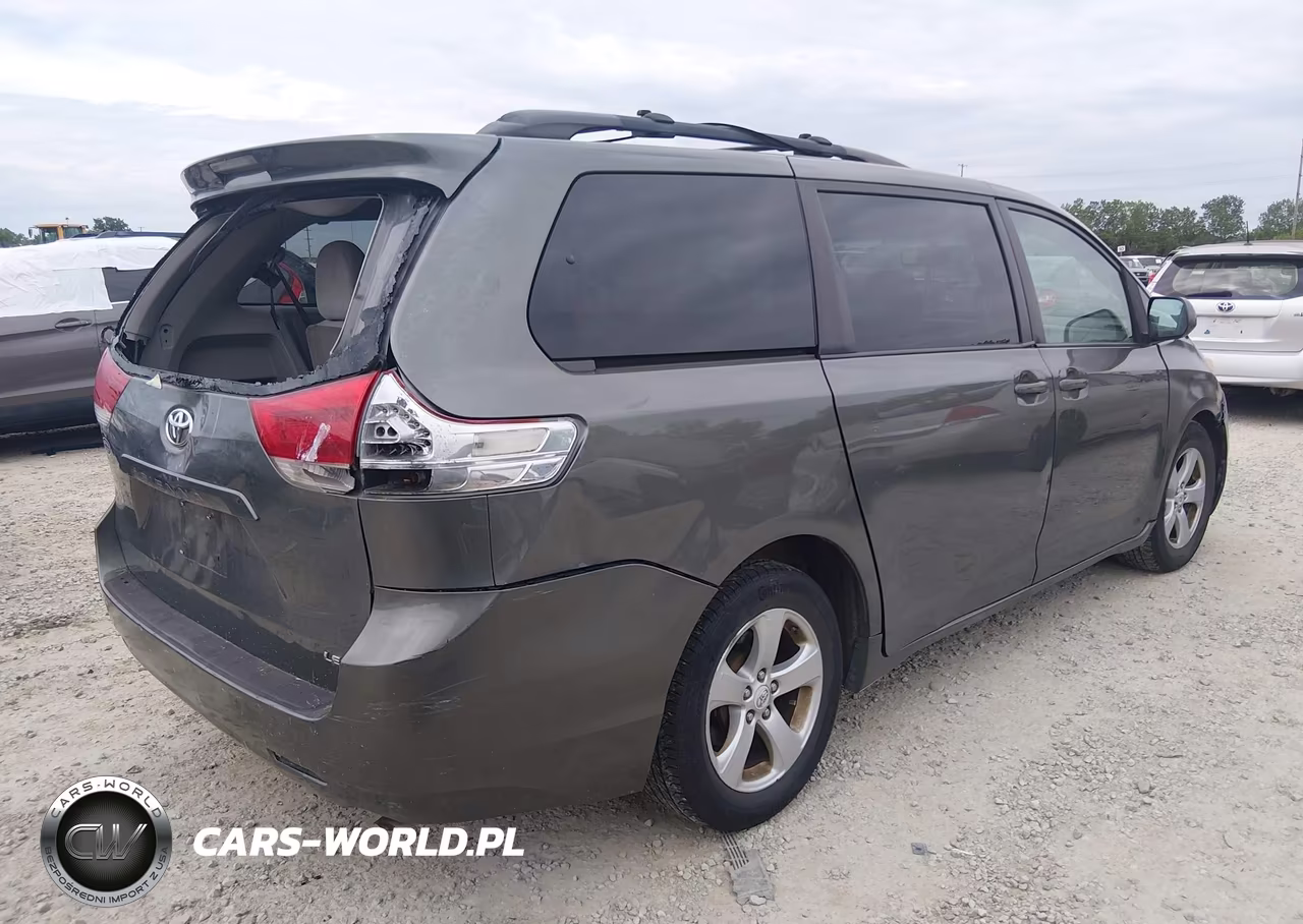 2012 Toyota Sienna Le V6 8 Passenger VIN:5TDKK3DC0CS248212 - 4