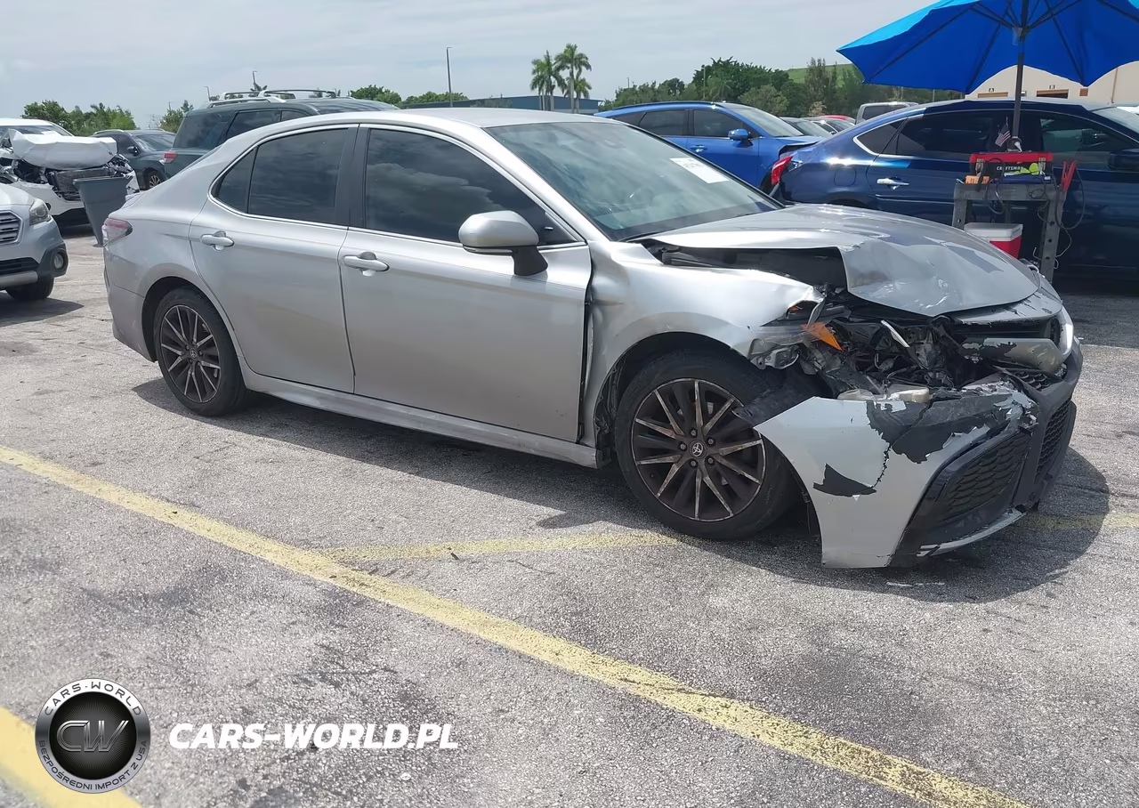 2023 Toyota Camry Se – zdjęcie 1 z 16