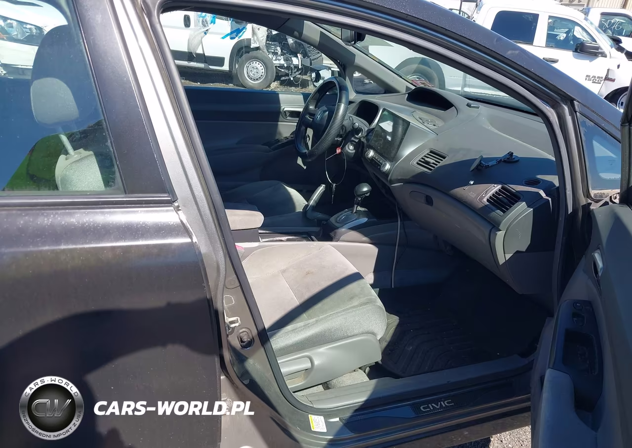 2007 Honda Civic Lx VIN:2HGFA16567H314064 - 5