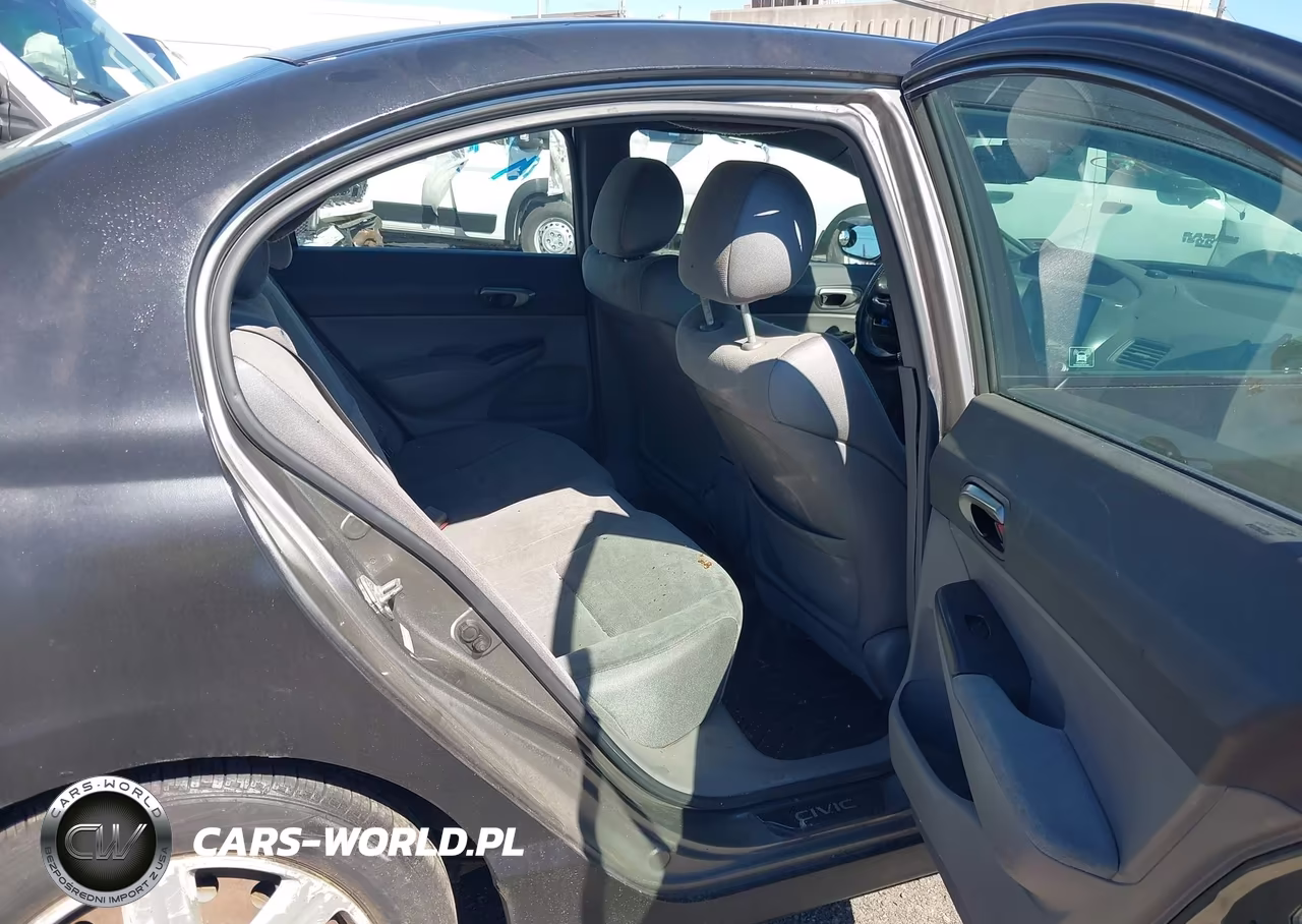 2007 Honda Civic Lx VIN:2HGFA16567H314064 - 8