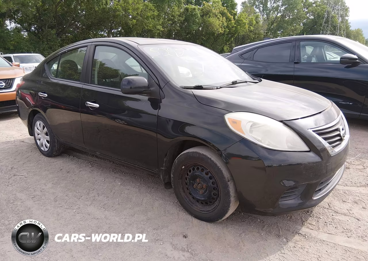 2012 Nissan Versa 1.6 Sv
