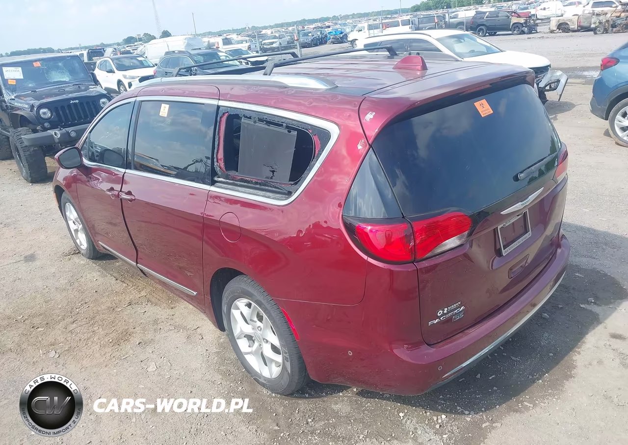 2020 Chrysler Pacifica 35Th Anniversary Touring L Plus VIN:2C4RC1EG2LR133041 - 16