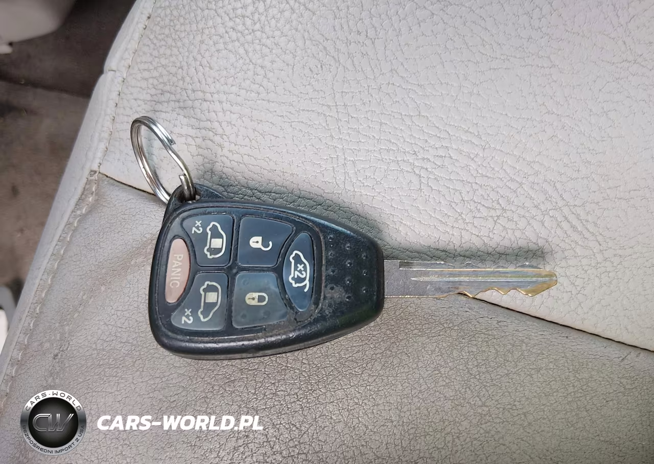 2007 Chrysler Town & Country Touring VIN:2A4GP54L87R316428 - 11