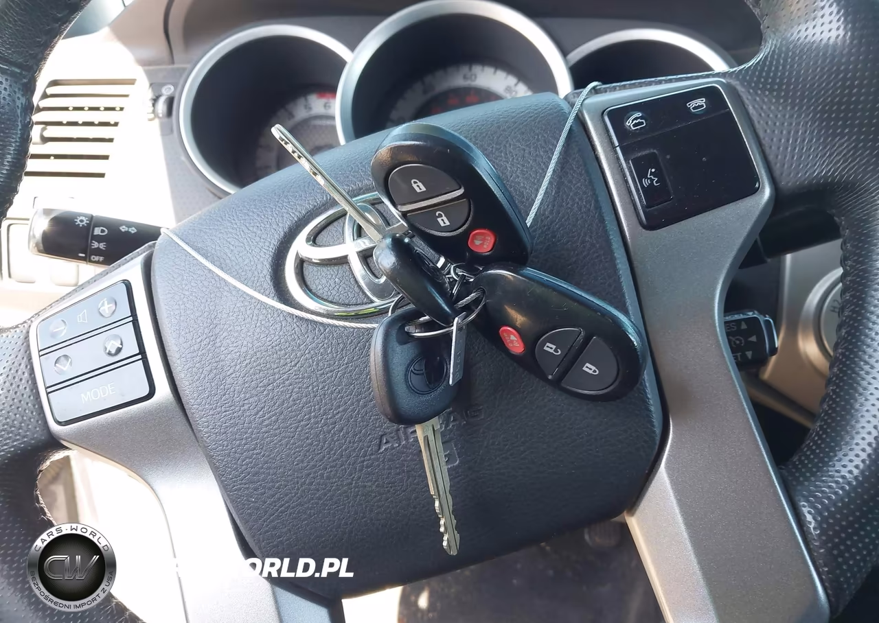 2012 Toyota Tacoma Base V6 VIN:3TMMU4FN4CM049008 - 11