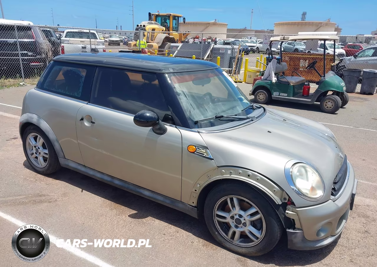 2011 Mini Cooper VIN:WMWSU3C5XBT091184 - 6
