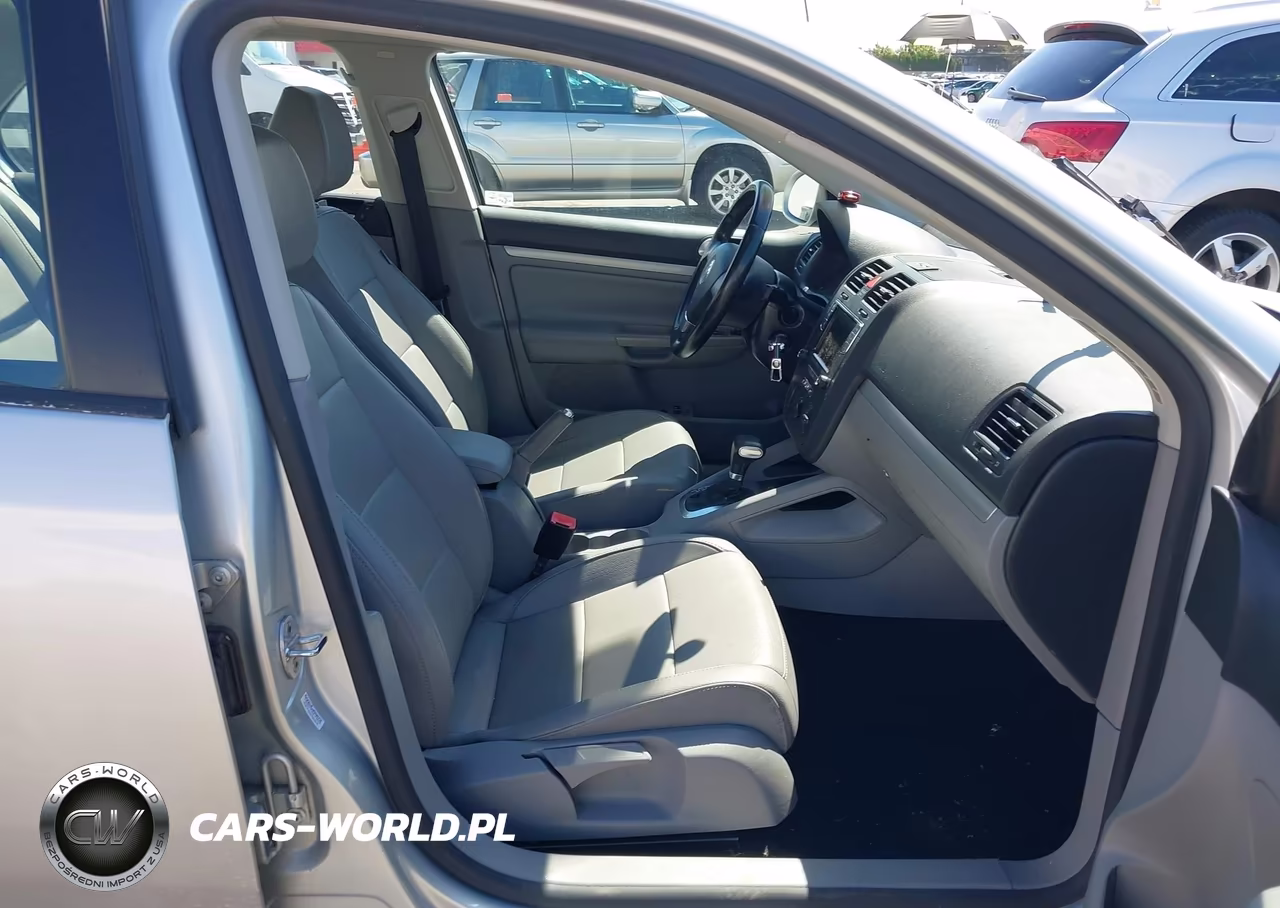 2009 Volkswagen Jetta Wolfsburg Edition VIN:3VWRA71K19M043430 - 5