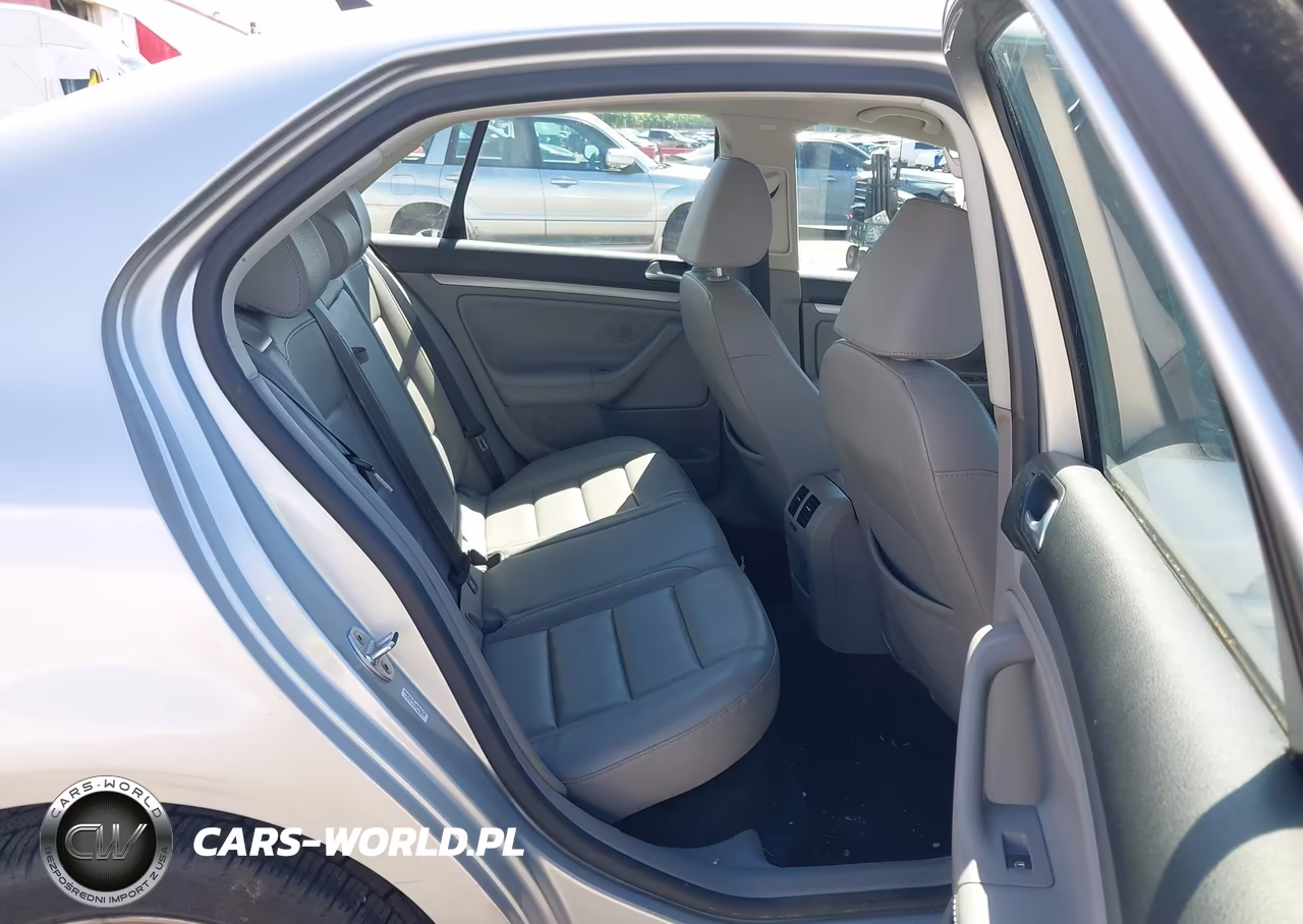 2009 Volkswagen Jetta Wolfsburg Edition VIN:3VWRA71K19M043430 - 8